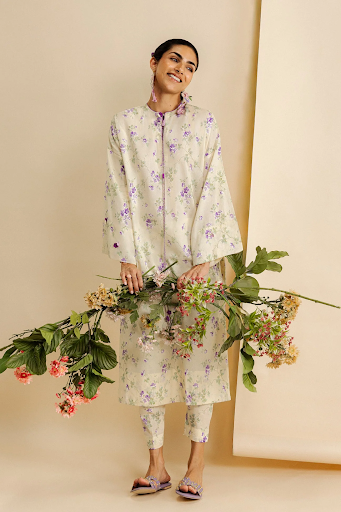 Pakistani Clothes United Kingdom Delivery to London, Birmingham & Manchester